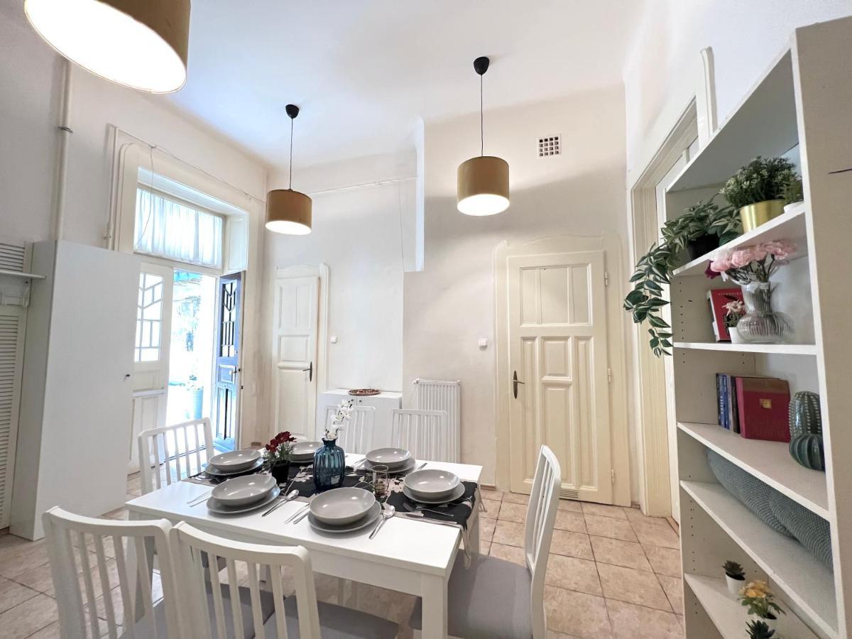 Hogyes Endre Apartment Boedapest Buitenkant foto